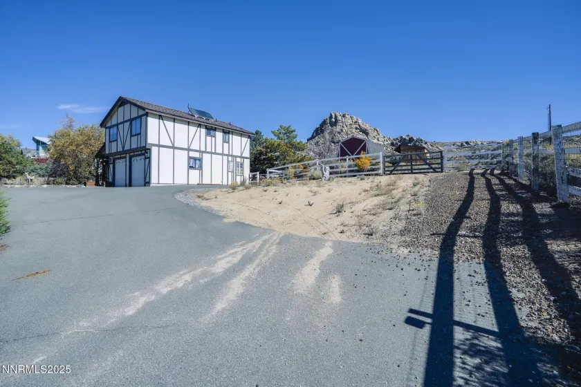 5895 Gentry, Carson City, Nevada 89701, 3 Bedrooms Bedrooms, ,3 BathroomsBathrooms,Residential,Residential,Gentry,250057316