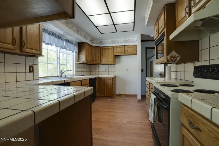 5895 Gentry, Carson City, Nevada 89701, 3 Bedrooms Bedrooms, ,3 BathroomsBathrooms,Residential,Residential,Gentry,250057316