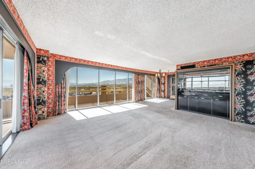 100 Arlington, Reno, Nevada 89501, 2 Bedrooms Bedrooms, ,2 BathroomsBathrooms,Residential,Residential,Arlington,250057315