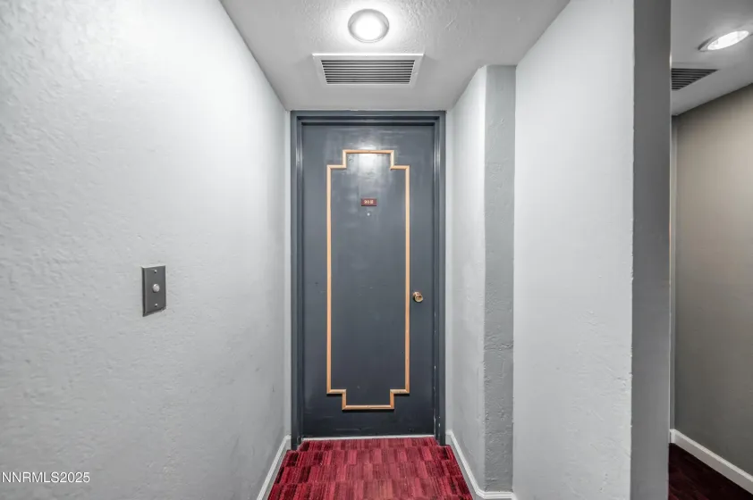 100 Arlington, Reno, Nevada 89501, 2 Bedrooms Bedrooms, ,2 BathroomsBathrooms,Residential,Residential,Arlington,250057315