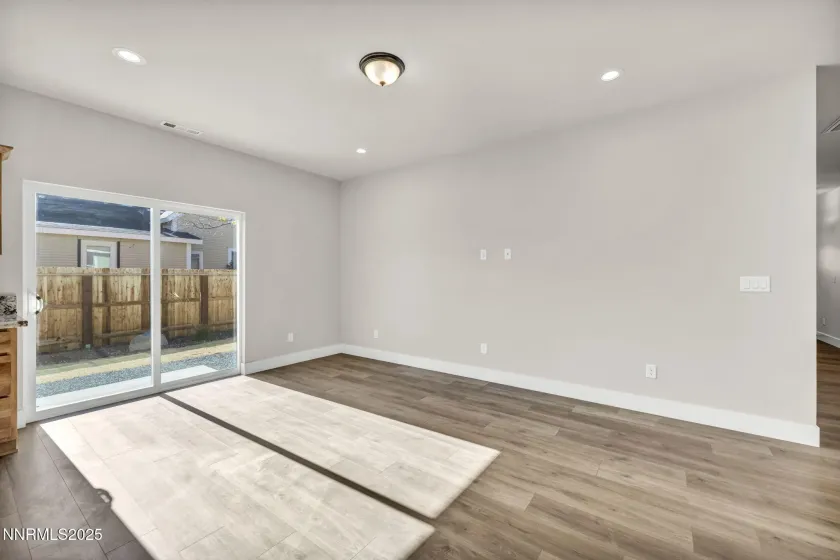 1421 Mission, Gardnerville, Nevada 89410, ,Residential Income,Residential,Mission,250057317