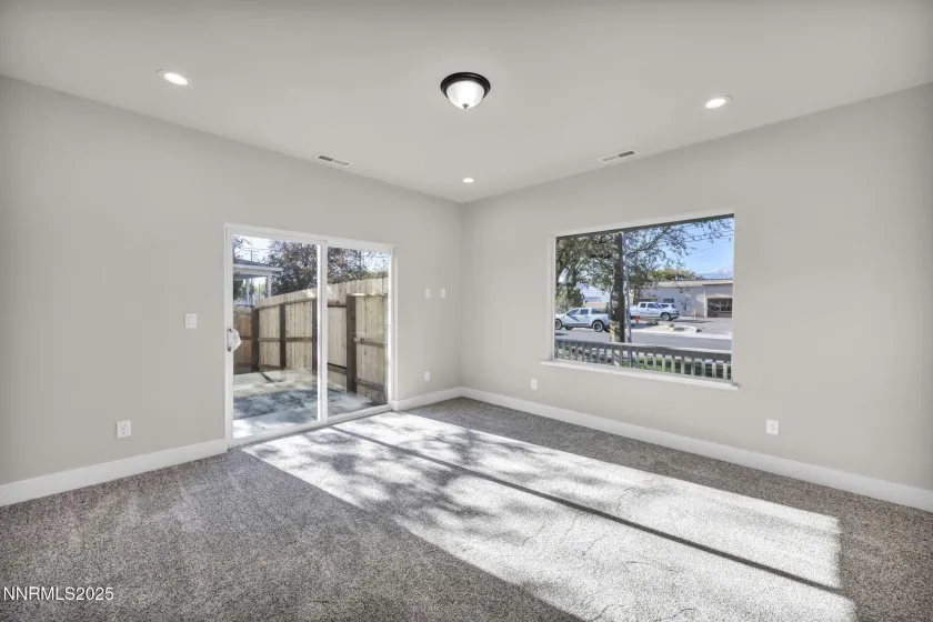 1421 Mission, Gardnerville, Nevada 89410, ,Residential Income,Residential,Mission,250057317