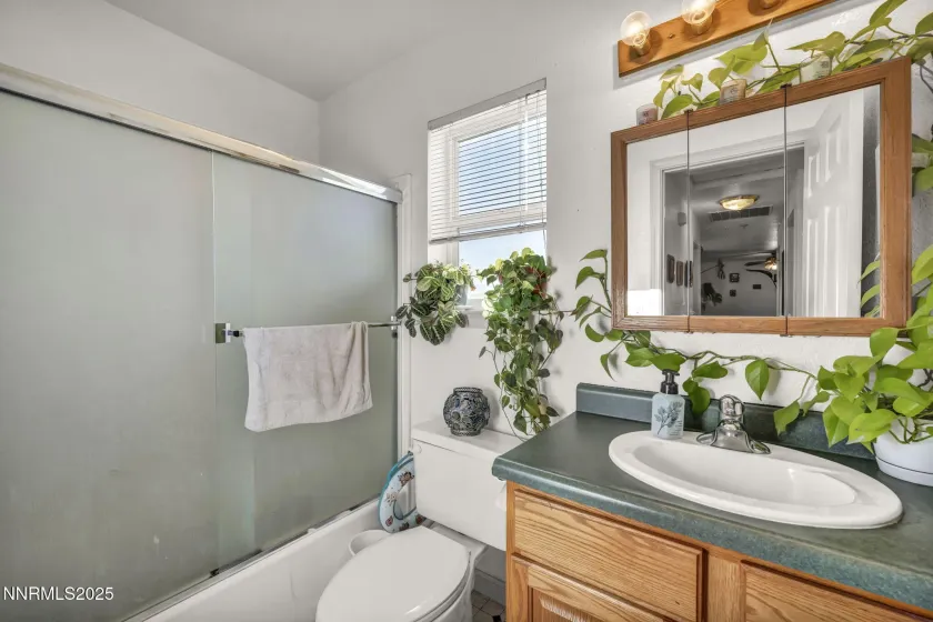 1421 Mission, Gardnerville, Nevada 89410, ,Residential Income,Residential,Mission,250057317