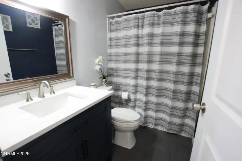 8 Northridge, Yerington, Nevada 89447, 3 Bedrooms Bedrooms, ,2 BathroomsBathrooms,Residential,Residential,Northridge,250057318
