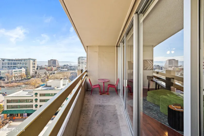 100 Arlington, Reno, Nevada 89501, ,1 BathroomBathrooms,Residential,Residential,Arlington,250057324