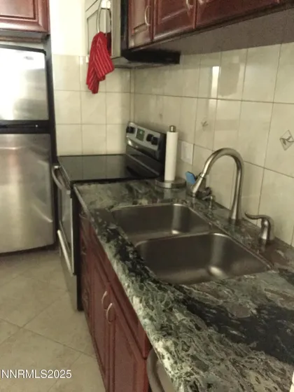 100 Arlington, Reno, Nevada 89501, ,1 BathroomBathrooms,Residential,Residential,Arlington,250057324
