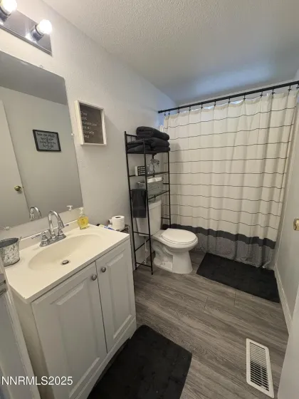 4140 Bonanza, Winnemucca, Nevada 89445, 3 Bedrooms Bedrooms, ,2 BathroomsBathrooms,Residential,Residential,Bonanza,250057328