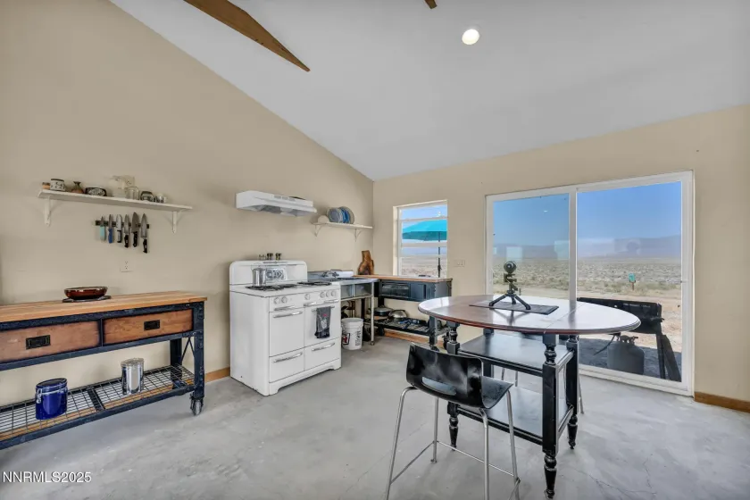 14995 Coal Canyon, Lovelock, Nevada 89419, 2 Bedrooms Bedrooms, ,1 BathroomBathrooms,Residential,Residential,Coal Canyon,250057330