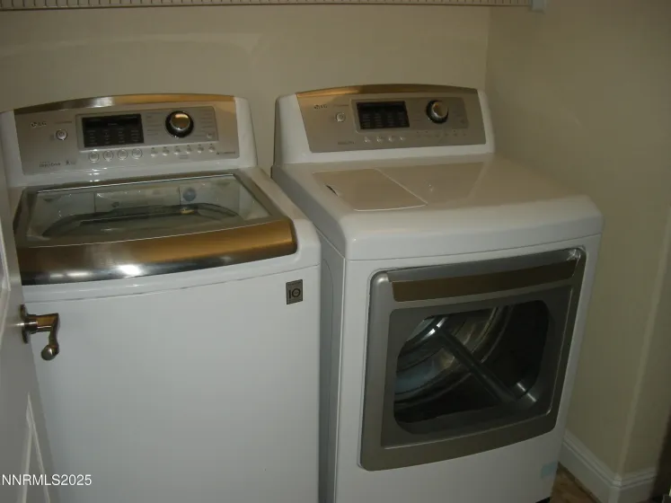 2640 Dana Kristin, Reno, Nevada 89503, 1 Bedroom Bedrooms, ,2 BathroomsBathrooms,Residential,Residential,Dana Kristin,250057332