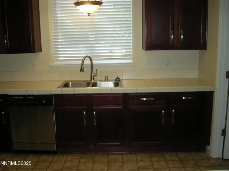 2640 Dana Kristin, Reno, Nevada 89503, 1 Bedroom Bedrooms, ,2 BathroomsBathrooms,Residential,Residential,Dana Kristin,250057332