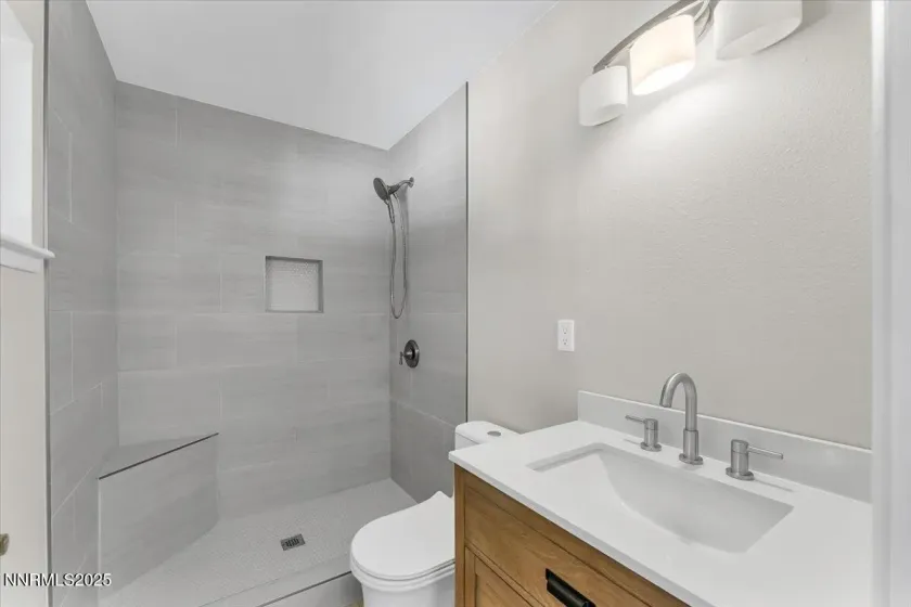 7702 Southmoor, Reno, Nevada 89502, 3 Bedrooms Bedrooms, ,3 BathroomsBathrooms,Residential,Residential,Southmoor,250057335