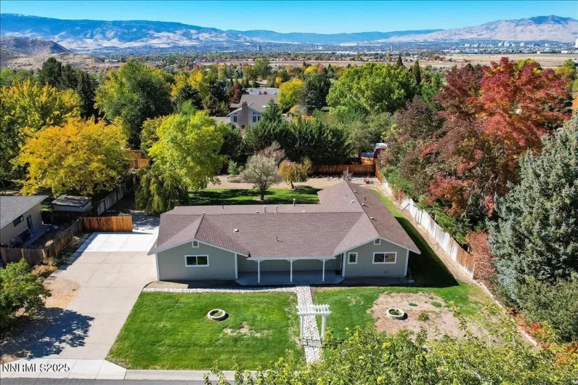 7702 Southmoor, Reno, Nevada 89502, 3 Bedrooms Bedrooms, ,3 BathroomsBathrooms,Residential,Residential,Southmoor,250057335