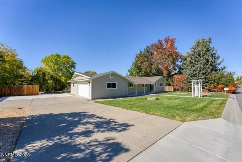 7702 Southmoor, Reno, Nevada 89502, 3 Bedrooms Bedrooms, ,3 BathroomsBathrooms,Residential,Residential,Southmoor,250057335