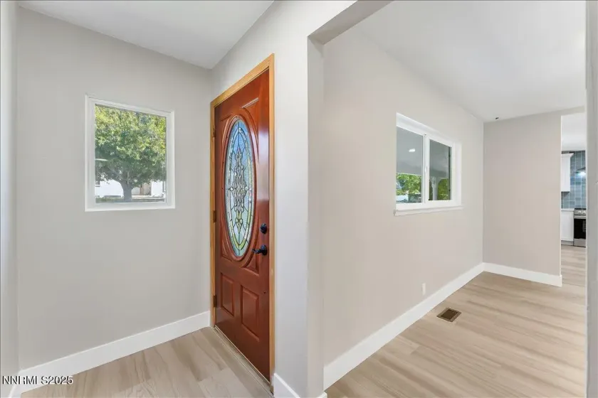 7702 Southmoor, Reno, Nevada 89502, 3 Bedrooms Bedrooms, ,3 BathroomsBathrooms,Residential,Residential,Southmoor,250057335