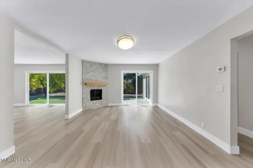 7702 Southmoor, Reno, Nevada 89502, 3 Bedrooms Bedrooms, ,3 BathroomsBathrooms,Residential,Residential,Southmoor,250057335