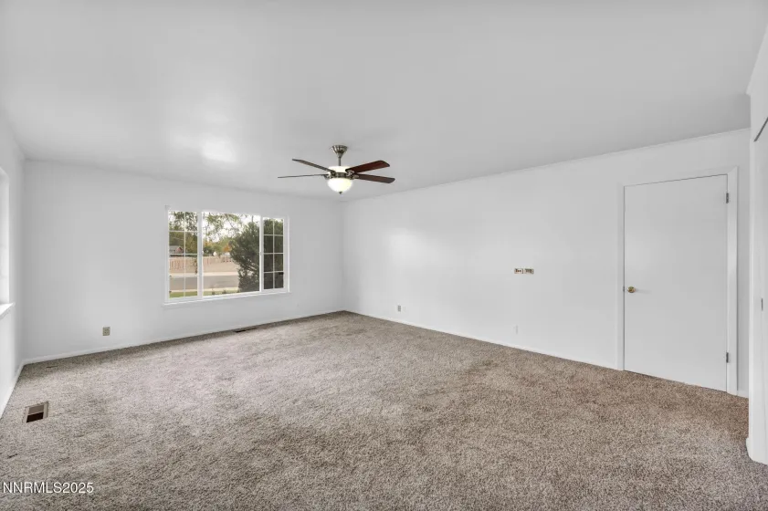 307 California, Yerington, Nevada 89447, 4 Bedrooms Bedrooms, ,3 BathroomsBathrooms,Residential,Residential,California,250057339