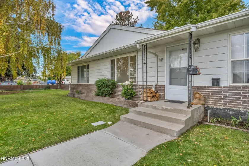 307 California, Yerington, Nevada 89447, 4 Bedrooms Bedrooms, ,3 BathroomsBathrooms,Residential,Residential,California,250057339