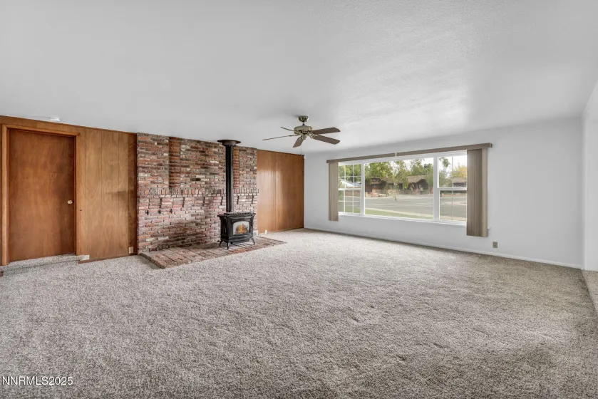 307 California, Yerington, Nevada 89447, 4 Bedrooms Bedrooms, ,3 BathroomsBathrooms,Residential,Residential,California,250057339