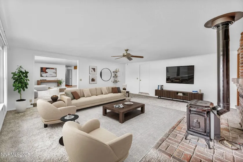 307 California, Yerington, Nevada 89447, 4 Bedrooms Bedrooms, ,3 BathroomsBathrooms,Residential,Residential,California,250057339