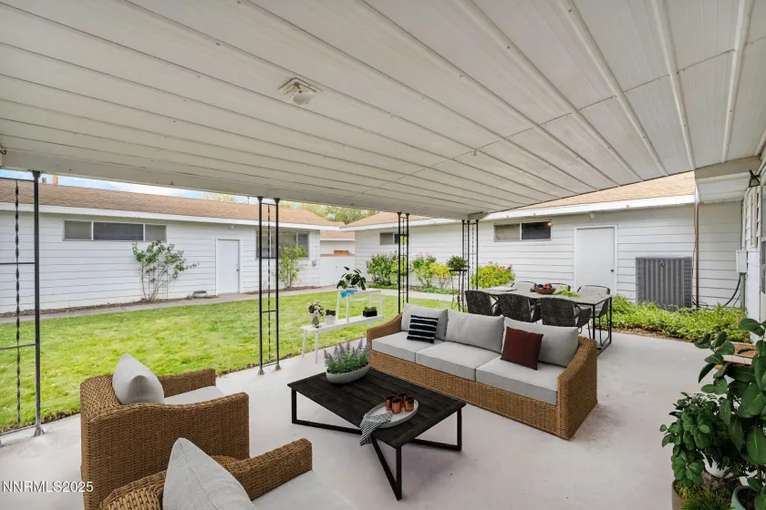 307 California, Yerington, Nevada 89447, 4 Bedrooms Bedrooms, ,3 BathroomsBathrooms,Residential,Residential,California,250057339