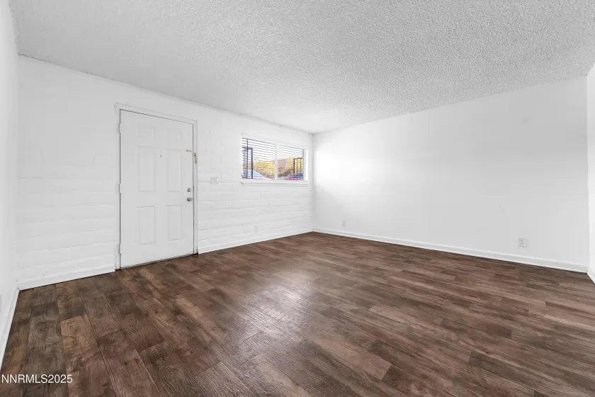 1436 9th, Reno, Nevada 89512, 2 Bedrooms Bedrooms, ,1 BathroomBathrooms,Residential,Residential,9th,250057343