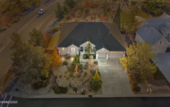 3200 Old Coach, Reno, Nevada 89511, 2 Bedrooms Bedrooms, ,3 BathroomsBathrooms,Residential,Residential,Old Coach,250057342