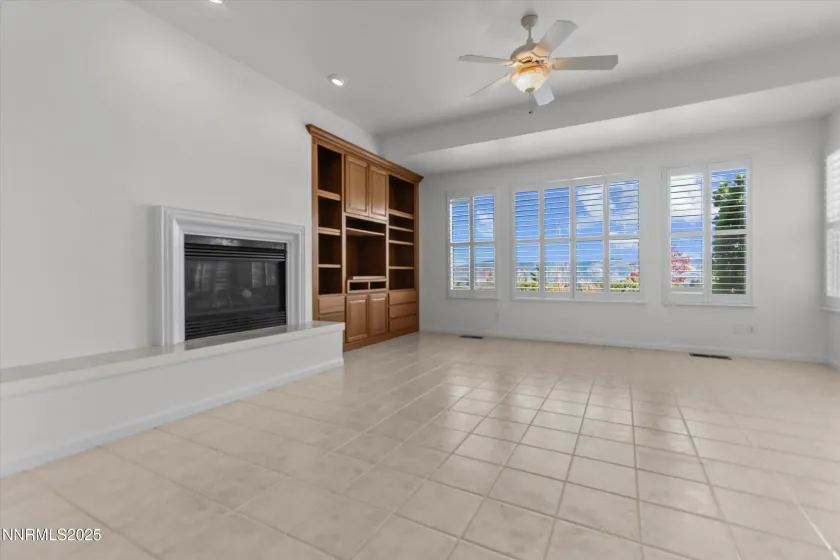 3200 Old Coach, Reno, Nevada 89511, 2 Bedrooms Bedrooms, ,3 BathroomsBathrooms,Residential,Residential,Old Coach,250057342