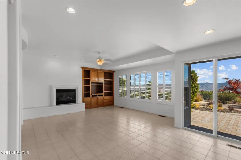 3200 Old Coach, Reno, Nevada 89511, 2 Bedrooms Bedrooms, ,3 BathroomsBathrooms,Residential,Residential,Old Coach,250057342