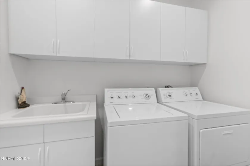 3200 Old Coach, Reno, Nevada 89511, 2 Bedrooms Bedrooms, ,3 BathroomsBathrooms,Residential,Residential,Old Coach,250057342