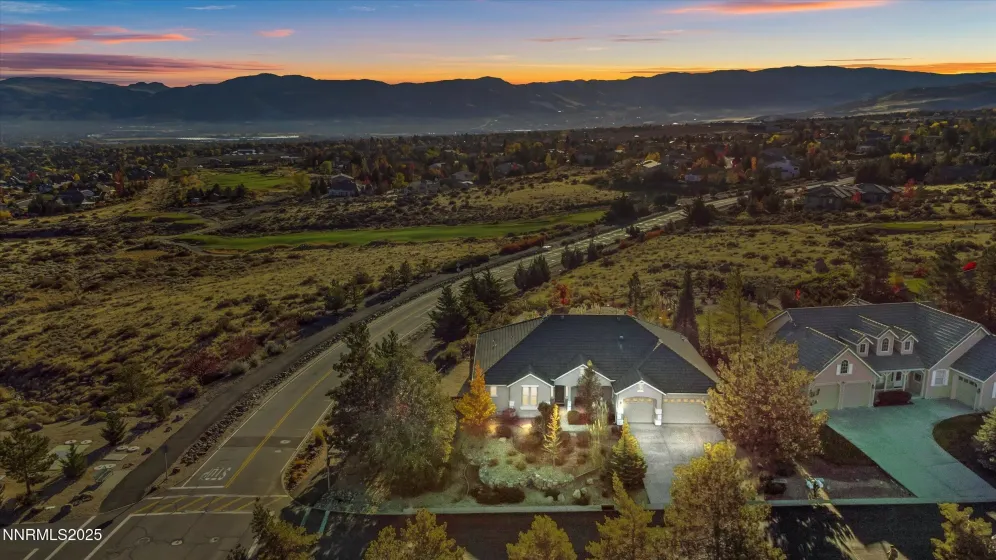 3200 Old Coach, Reno, Nevada 89511, 2 Bedrooms Bedrooms, ,3 BathroomsBathrooms,Residential,Residential,Old Coach,250057342