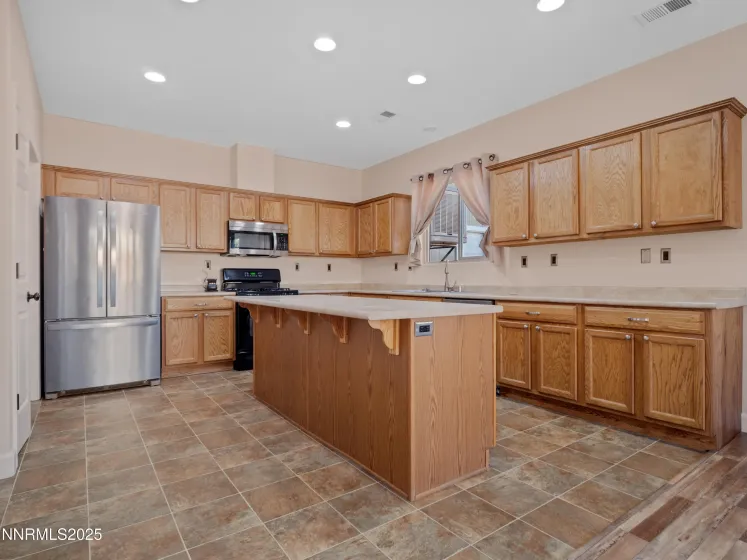 300 Golden Pick, Dayton, Nevada 89403, 3 Bedrooms Bedrooms, ,2 BathroomsBathrooms,Residential,Residential,Golden Pick,250057344