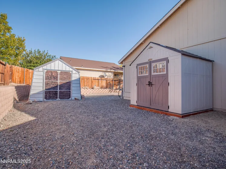 300 Golden Pick, Dayton, Nevada 89403, 3 Bedrooms Bedrooms, ,2 BathroomsBathrooms,Residential,Residential,Golden Pick,250057344