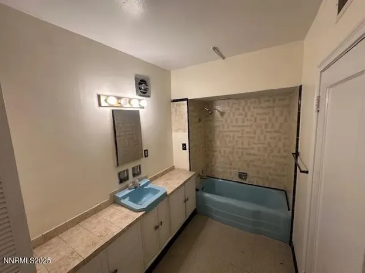400 Minerva, Reno, Nevada 89503, ,Commercial Sale,Residential,Minerva,250057352