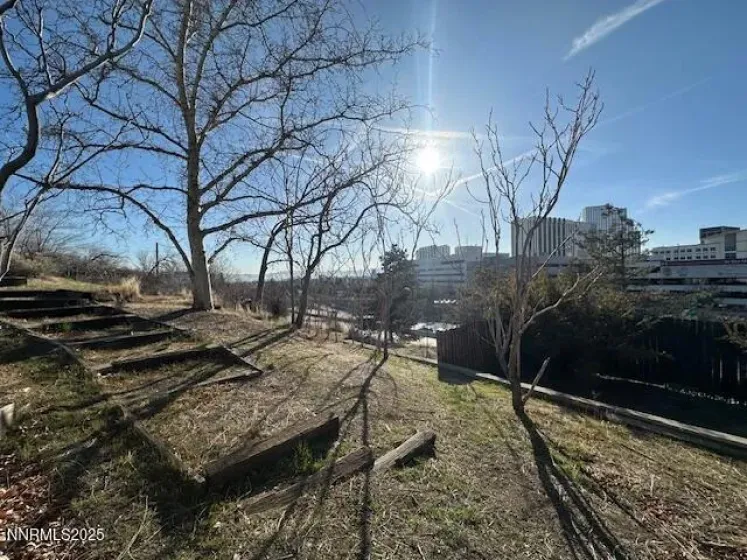 400 Minerva, Reno, Nevada 89503, ,Commercial Sale,Residential,Minerva,250057352