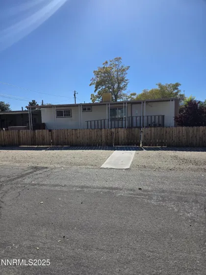 1110 4th, Hawthorne, Nevada 89415, 1 Bedroom Bedrooms, ,1 BathroomBathrooms,Residential,Residential,4th,250057355