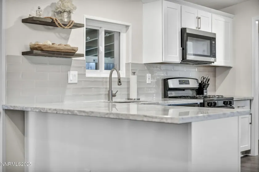 4970 Newport, Reno, Nevada 89506, 3 Bedrooms Bedrooms, ,2 BathroomsBathrooms,Residential,Residential,Newport,250057360