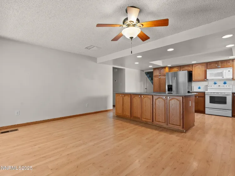 2541 Brentwood, Carson City, Nevada 89701, 3 Bedrooms Bedrooms, ,2 BathroomsBathrooms,Residential,Residential,Brentwood,250057361