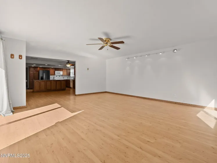2541 Brentwood, Carson City, Nevada 89701, 3 Bedrooms Bedrooms, ,2 BathroomsBathrooms,Residential,Residential,Brentwood,250057361