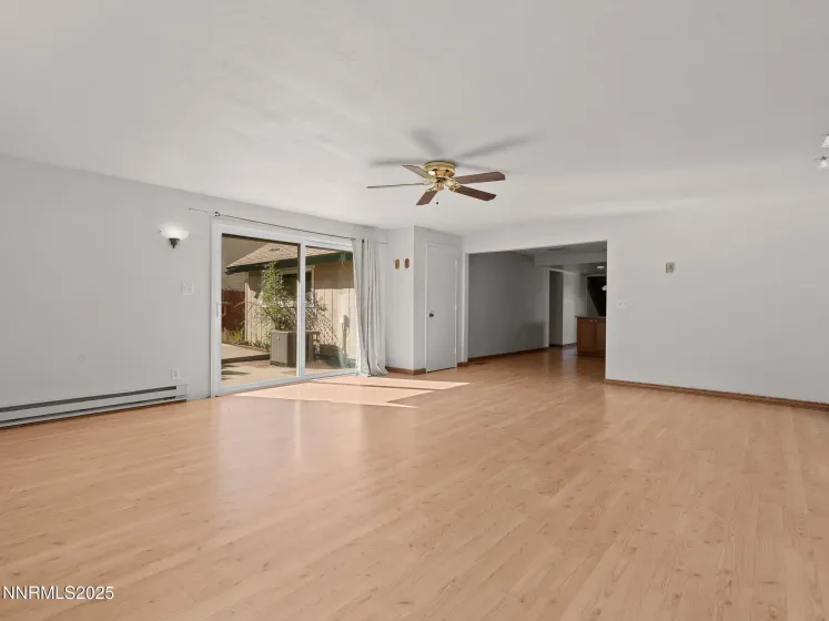 2541 Brentwood, Carson City, Nevada 89701, 3 Bedrooms Bedrooms, ,2 BathroomsBathrooms,Residential,Residential,Brentwood,250057361
