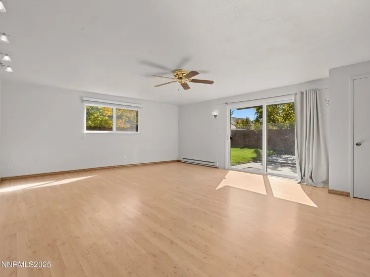 2541 Brentwood, Carson City, Nevada 89701, 3 Bedrooms Bedrooms, ,2 BathroomsBathrooms,Residential,Residential,Brentwood,250057361