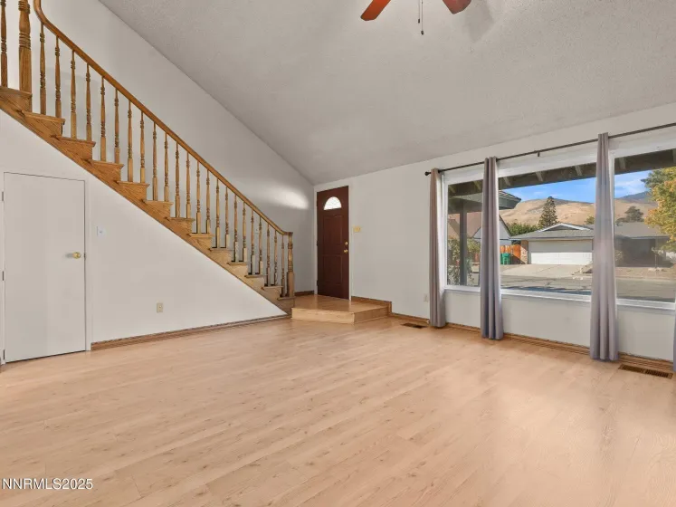 2541 Brentwood, Carson City, Nevada 89701, 3 Bedrooms Bedrooms, ,2 BathroomsBathrooms,Residential,Residential,Brentwood,250057361