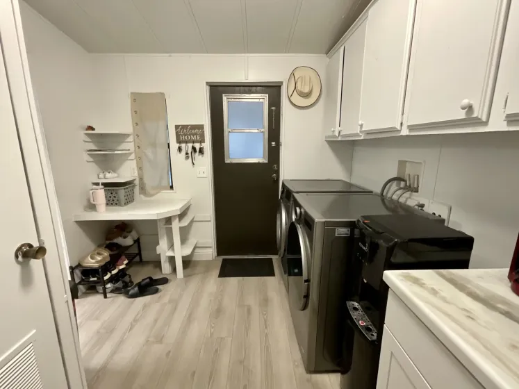 493 Hot Springs Rd #1, Carson City, Nevada 89706, 3 Bedrooms Bedrooms, 10 Rooms Rooms,2 BathroomsBathrooms,Manufactured,Residential,Hot Springs,250057363