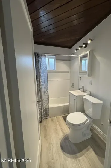125 English, Hawthorne, Nevada 89415, 3 Bedrooms Bedrooms, ,1 BathroomBathrooms,Residential,Residential,English,250057373