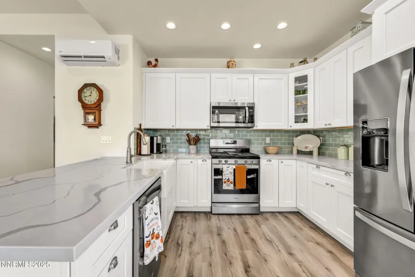 1058 Frieda, Minden, Nevada 89423, 5 Bedrooms Bedrooms, ,7 BathroomsBathrooms,Residential,Residential,Frieda,250057364