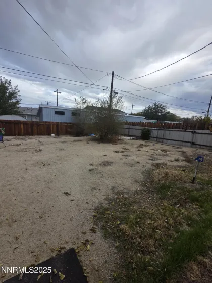 107 English, Hawthorne, Nevada 89415, 3 Bedrooms Bedrooms, ,2 BathroomsBathrooms,Residential,Residential,English,250057365