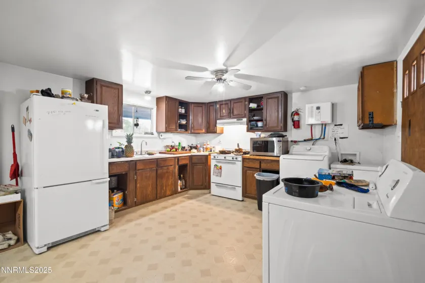 752 D, Hawthorne, Nevada 89415, 3 Bedrooms Bedrooms, ,2 BathroomsBathrooms,Residential,Residential,D,250057394