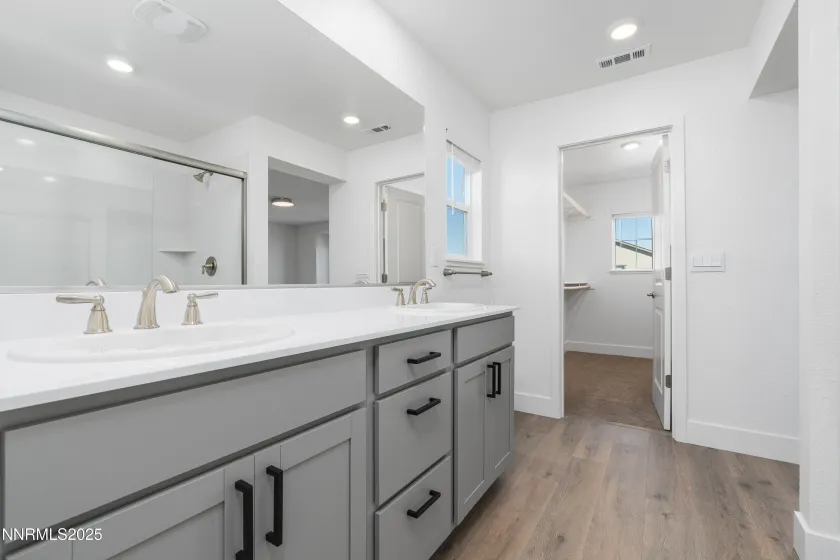 7946 Corundum, Sparks, Nevada 89436, 3 Bedrooms Bedrooms, ,3 BathroomsBathrooms,Residential,Residential,Corundum,250057397