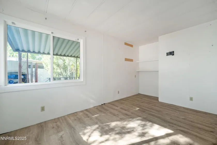 2524 Sneddon, Carson City, Nevada 89706, 3 Bedrooms Bedrooms, ,2 BathroomsBathrooms,Residential,Residential,Sneddon,250057401