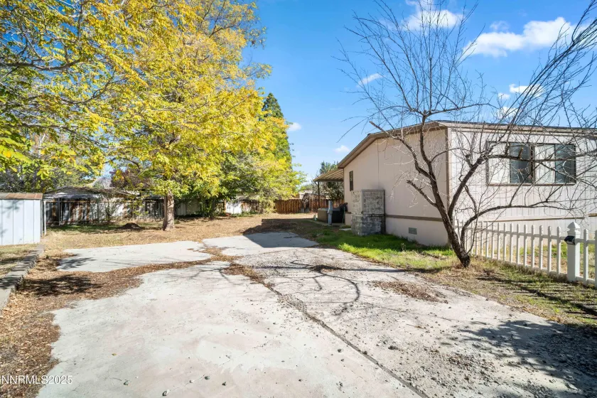 2524 Sneddon, Carson City, Nevada 89706, 3 Bedrooms Bedrooms, ,2 BathroomsBathrooms,Residential,Residential,Sneddon,250057401