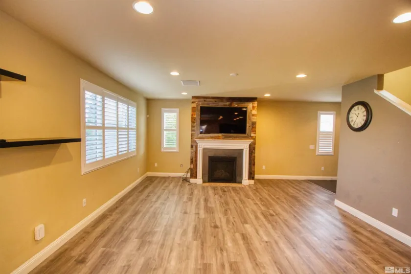 10701 Cordero, Reno, Nevada 89521, 3 Bedrooms Bedrooms, ,3 BathroomsBathrooms,Residential Lease,Manufactured,Cordero,250057402